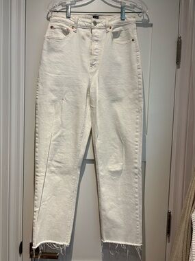 Gap Curvy Cheeky Straight Off-White Denim Jeans